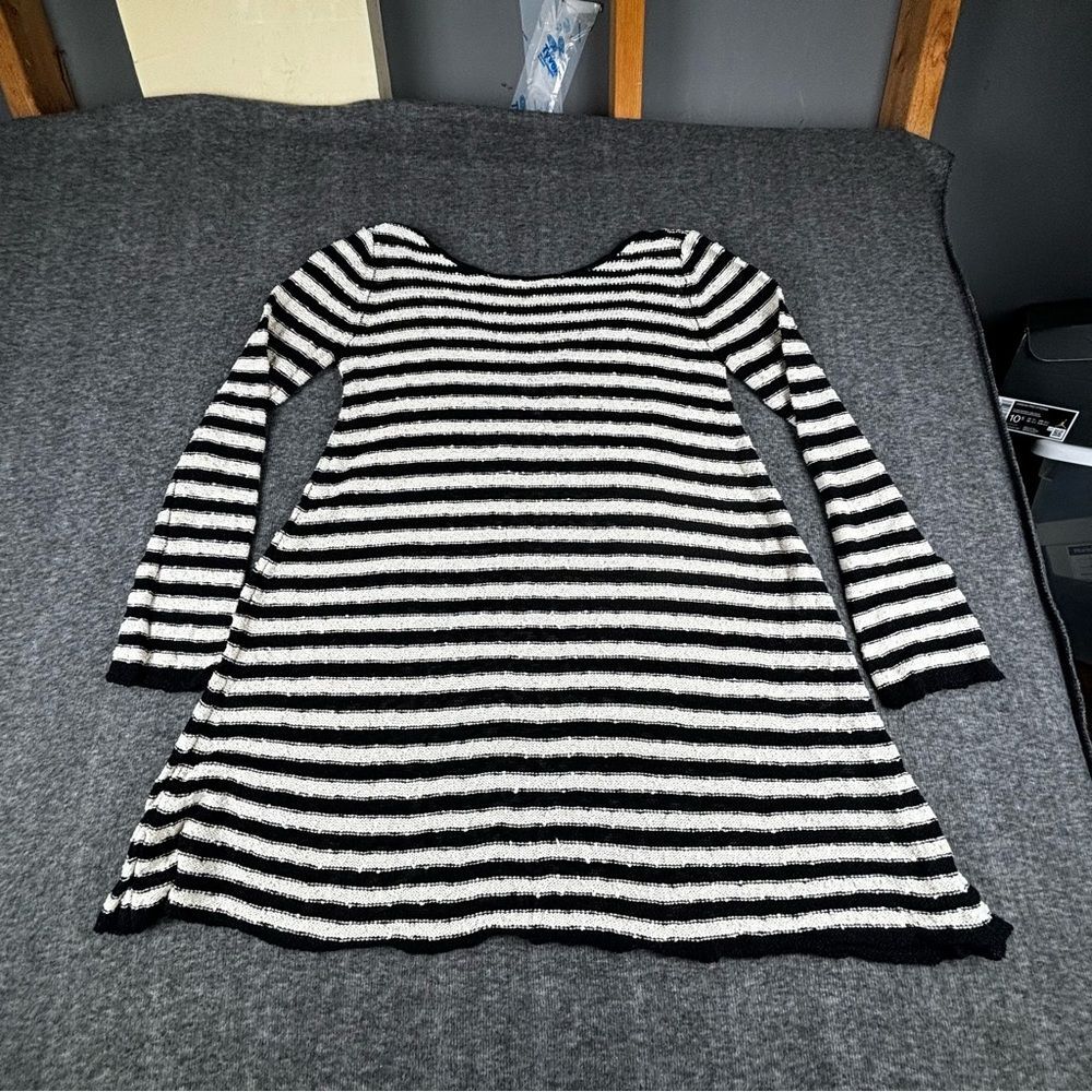 Free People Black and White Striped Swing Tunic Pullover Sweater - Picture 2 of 4